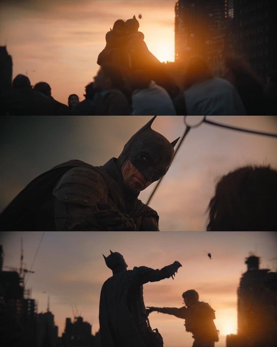 Douglaskirchne2's tweet photo. When Batman is full of empathy and hope>>>>. https://t.co/uoUjIv4W14