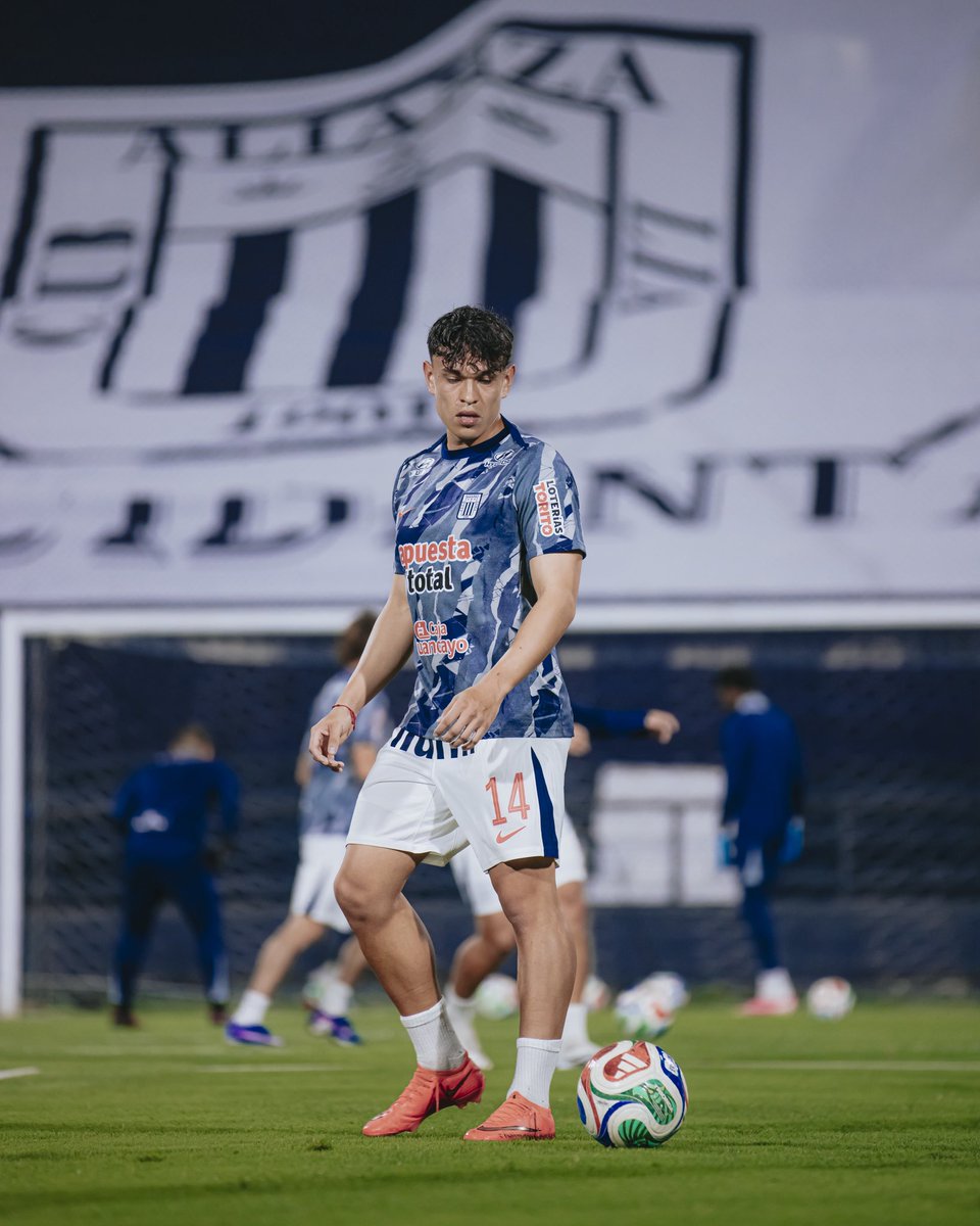 ClubALoficial's tweet photo. Calentamiento previo. 🔥💪🏾 https://t.co/7cpVCxpX6D