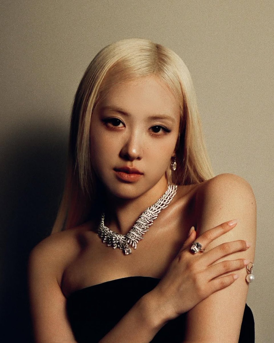 roseanneHQ_'s tweet photo. Congratulations, ROSÉ, on being honored as a 2026 Asian Hall of Fame inductee! This recognition is a testament to your exceptional talent, unwavering dedication and the profound impact you’ve had on the music and cultural landscape worldwide. We are incredibly proud of you.

#ROSÉ @numberoneHQ