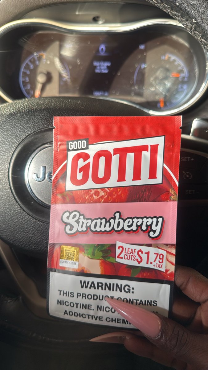 DeeEssence's tweet photo. These fireeeeee for them to be 1.79 , they made by #LooseLeafs #Weed #Tree #BaddieBlunt https://t.co/hSKgr30xAj
