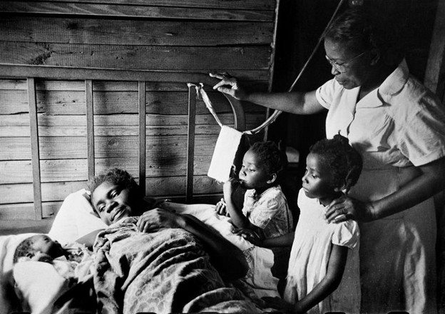 blkhistguardian's tweet photo. Maude Callen (1898 - 1990) was an exceptional nurse and midwife who delivered hundreds of babies, fed thousands of people, and taught others how to do it, too! 👩🏿‍⚕️🩺🩹#MaudeCallen Check out this photo essay featured in Life Magazine in 1951. https://t.co/ylWcwUEtB0 https://t.co/YYbuv4LbLE