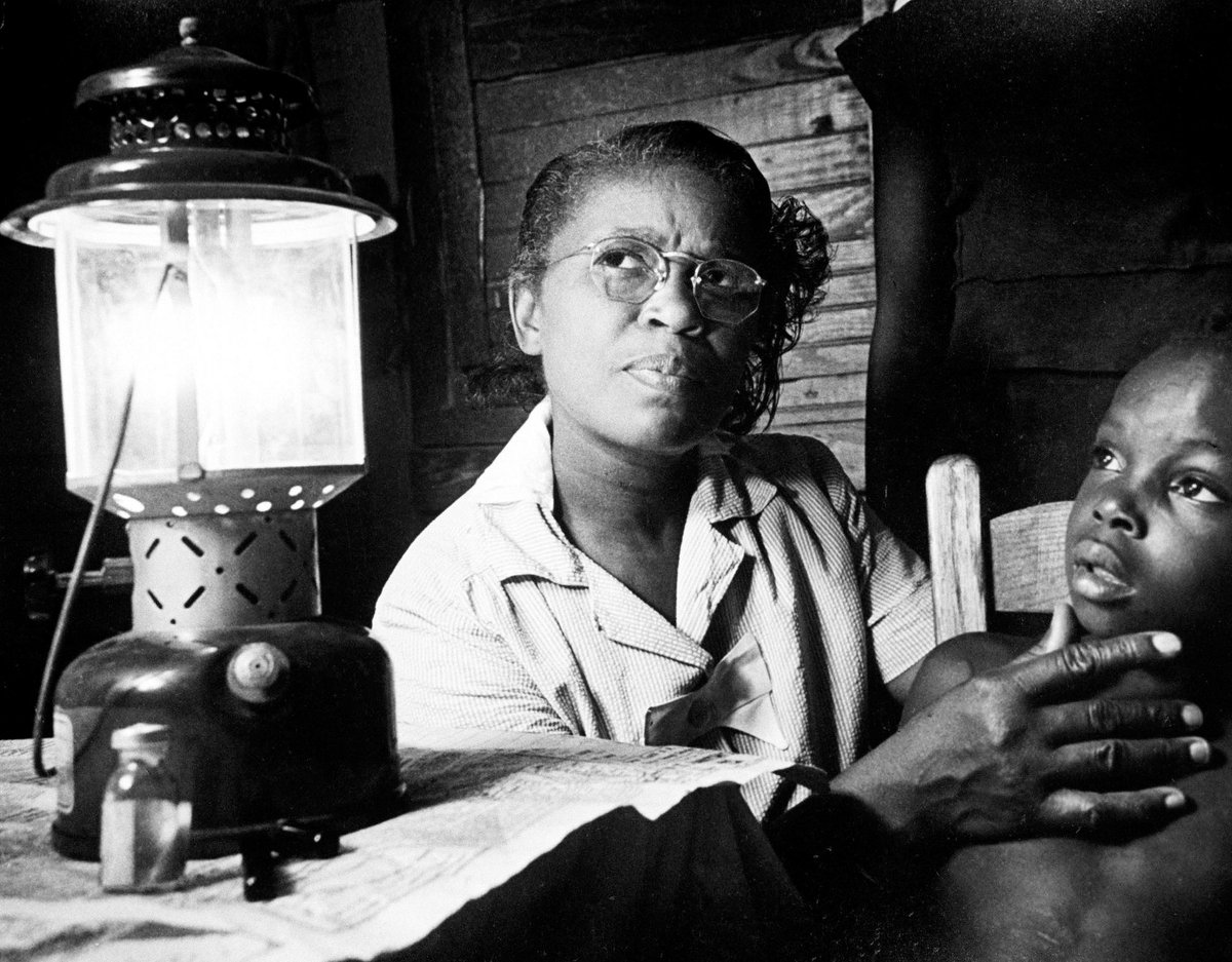 blkhistguardian's tweet photo. Maude Callen (1898 - 1990) was an exceptional nurse and midwife who delivered hundreds of babies, fed thousands of people, and taught others how to do it, too! 👩🏿‍⚕️🩺🩹#MaudeCallen Check out this photo essay featured in Life Magazine in 1951. https://t.co/ylWcwUEtB0 https://t.co/YYbuv4LbLE