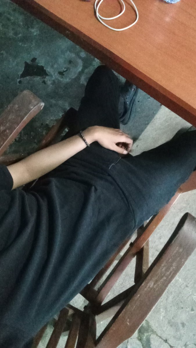 Adryyfalik's tweet photo. Alo I'm come back #malang https://t.co/qnBeOaKoHe