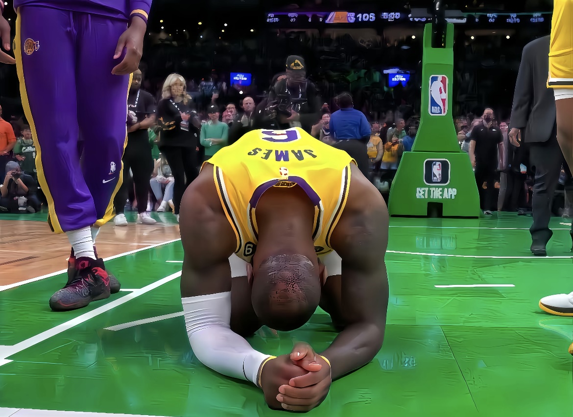 6xulc2's tweet photo. @NBA @KingJames @sixers This pathetic coward, who cries and begs for mercy every single day, has only one thing about him that looks tough: his facial expression. https://t.co/qvSII2fSLu