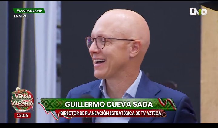 odaliscaroquera's tweet photo. El #Mismo pedazo de #PacadeAvena a cada #Vaca se le ha dicho #TurbiaProdiccion hacele #Pesebres de Concreto una sala de #Ordeña que #Neligentes #Pobres Animales  desperdician tanto #Forraje que la #TurbiaProduccion no le da el #Cerebro para #Mas https://t.co/ext5VaxYyp