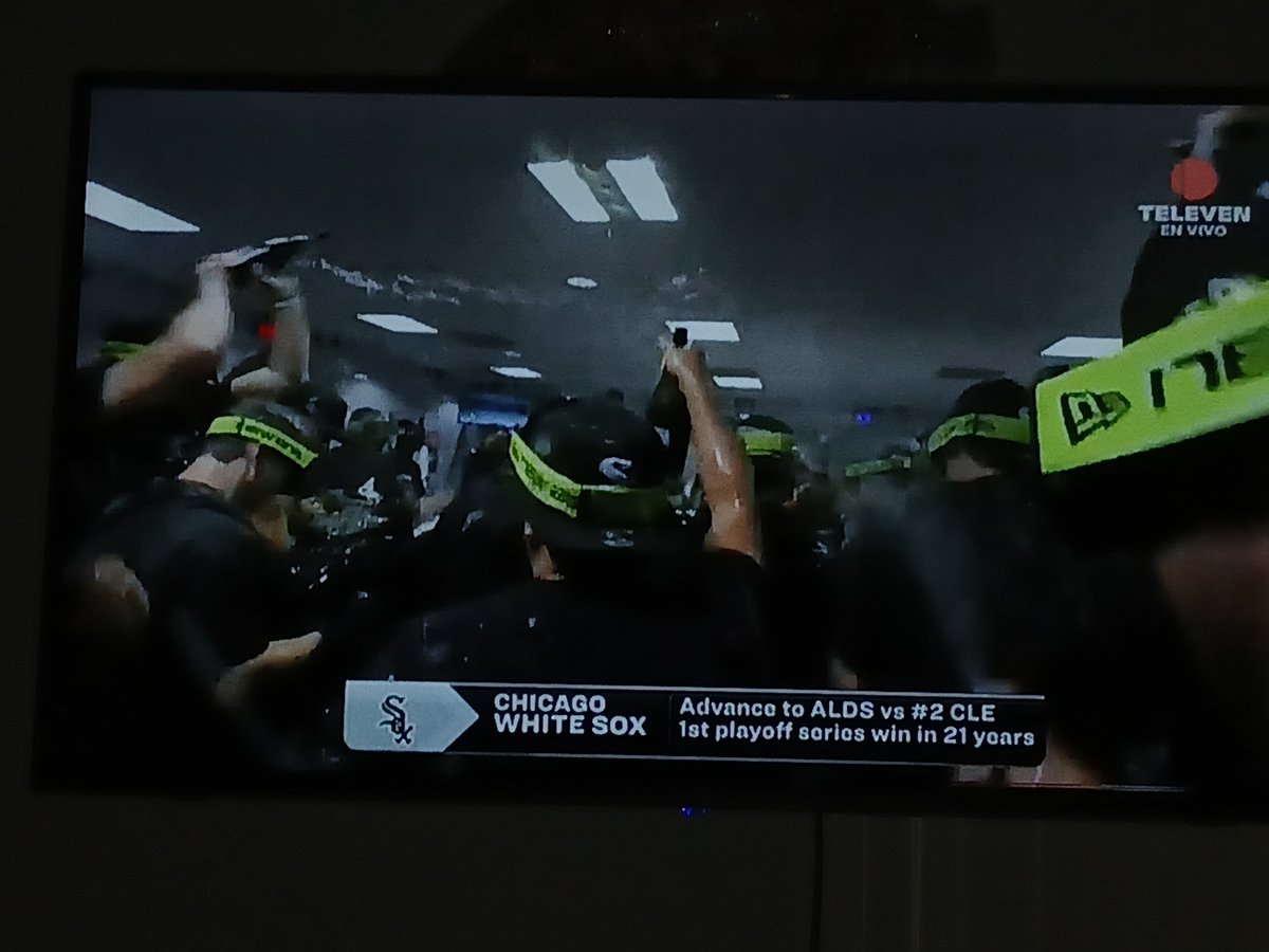 Fernand43793297's tweet photo. #beisbolxteleven @mrodoficial @guillearcay Los Yankees siempre han sido favoritos en las Series y les salen mejores equipos, saludos cordiales desde Santa Apolonia Municipio La Ceiba Estado Trujillo excelente transmisión https://t.co/zgVmLW8HLG