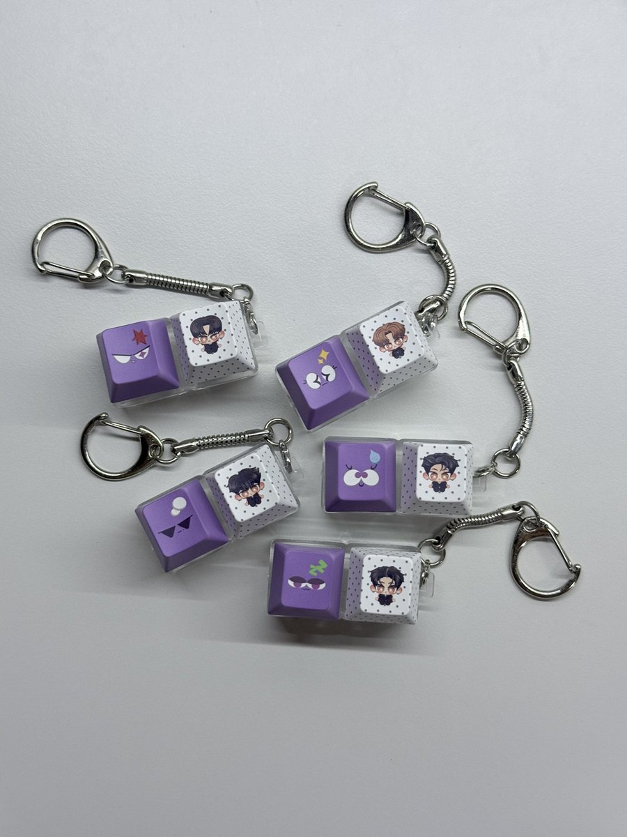 chocmintwnr's tweet photo. giveaway for #PERSES_UNCENSORED

clicker 30 pcs💟🧩
random member 

@ BITEC LIVE 3 oct 26
time and place tba
pls rt and show this tweet https://t.co/7qkib9xvKa