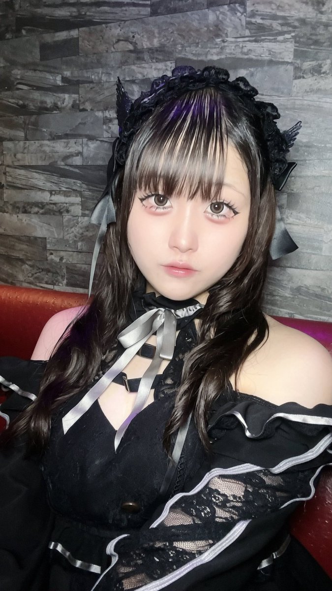 Ream_Devil_'s tweet photo. @_no_name_dayo_ はじめまして！！東京にはなってしまうのですが、赤羽のエビバデビルというお店のれむと申します！！優しさには自信あります👍🏻
もし気になってもらえたらDMにてシステム送らせて頂きます🙆🏻‍♀️ https://t.co/KHy8JZjTsT