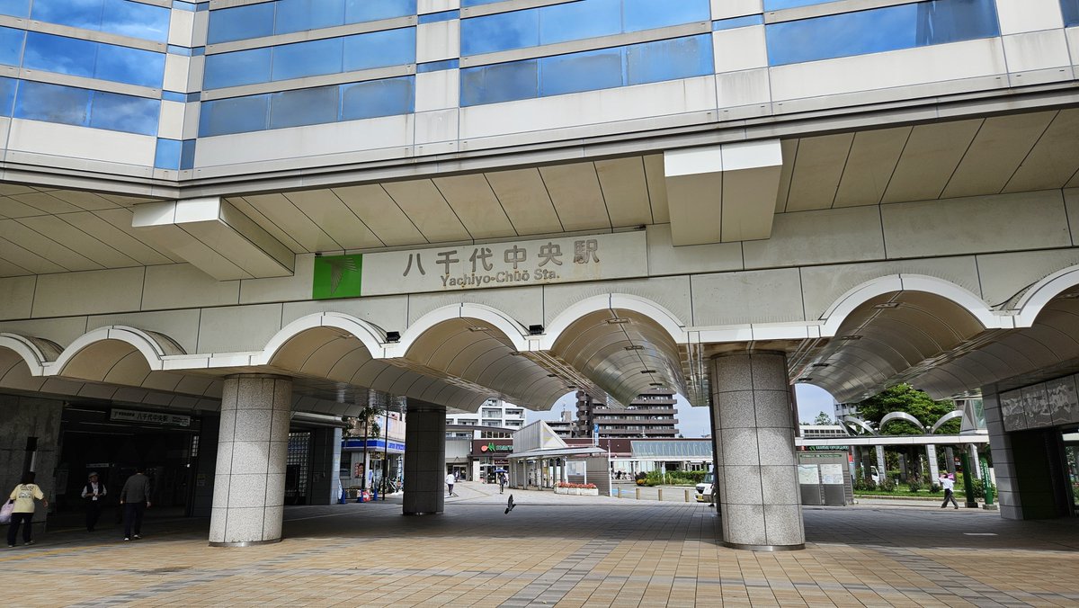 ryoponTNT's tweet photo. ニセ聖地巡礼 https://t.co/Z0f23vcmCW