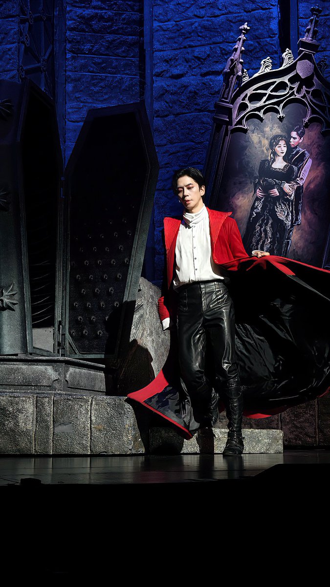 nyan502's tweet photo. 🧛🏻

#신성록 #드라큘라 https://t.co/tk5mDGhU2V