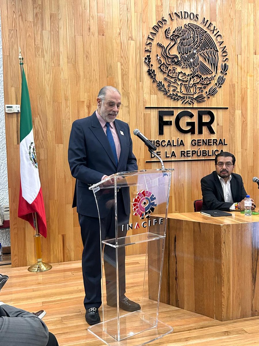 INACIPE's tweet photo. El día de hoy dio inicio el Foro Nacional: “Infancias Conectadas, Derechos Protegidos: Internet, plataformas digitales, redes sociales y respuestas del Estado”.Durante la inauguración, se destacó la necesidad urgente de pasar de una cultura reactiva a una estrategia prevención. https://t.co/2PtVgMnNwz