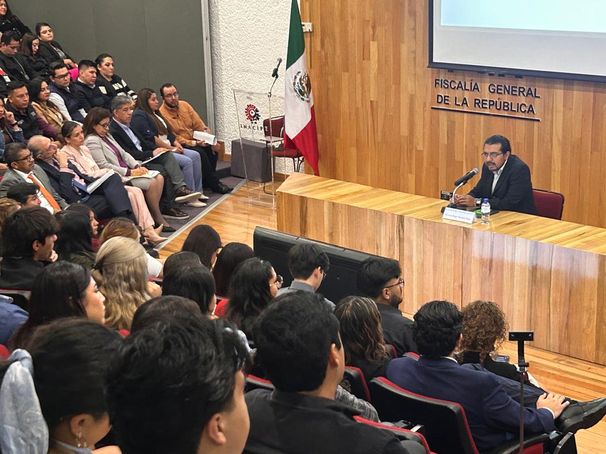 INACIPE's tweet photo. El día de hoy dio inicio el Foro Nacional: “Infancias Conectadas, Derechos Protegidos: Internet, plataformas digitales, redes sociales y respuestas del Estado”.Durante la inauguración, se destacó la necesidad urgente de pasar de una cultura reactiva a una estrategia prevención. https://t.co/2PtVgMnNwz
