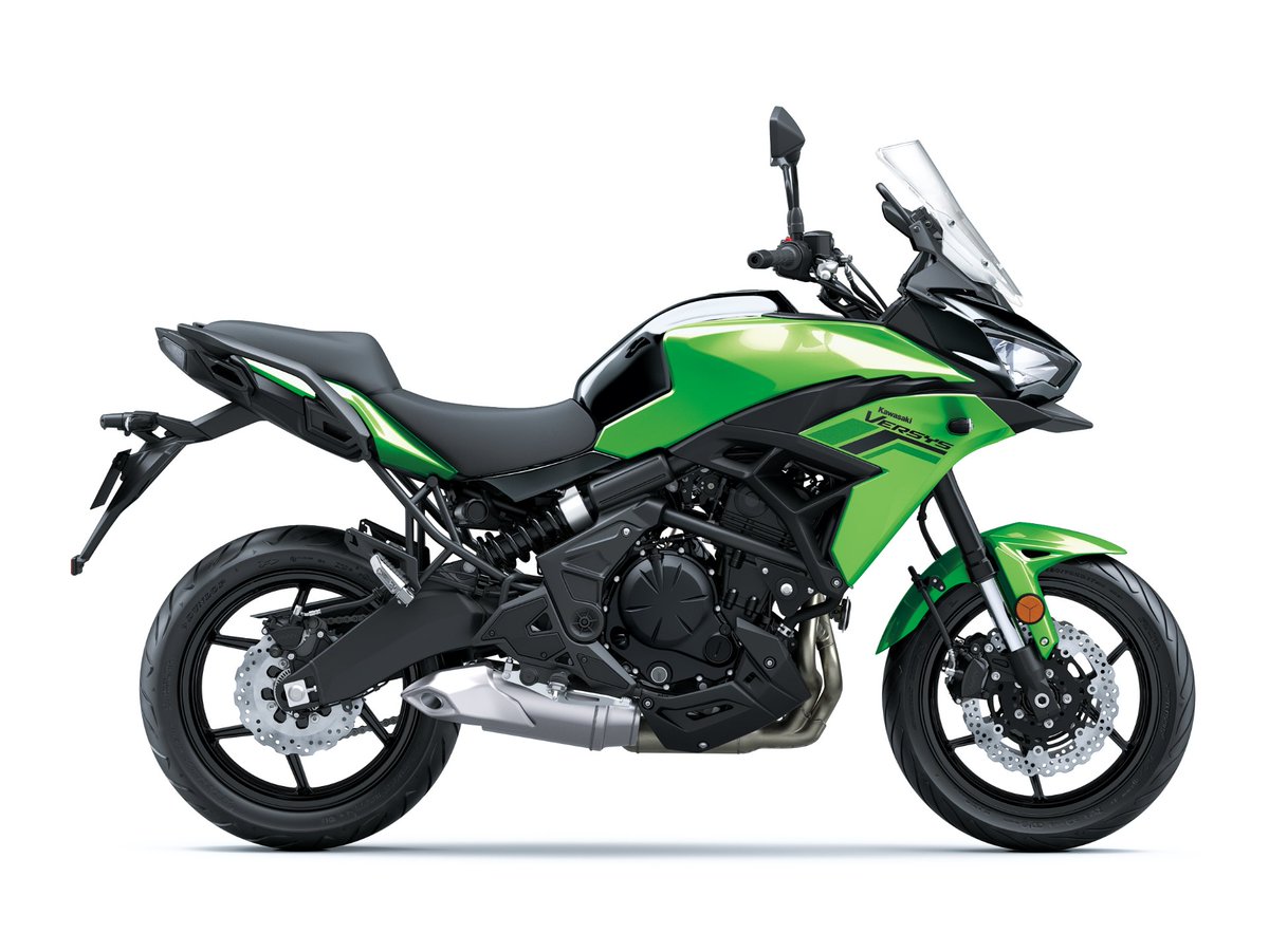 Kawasaki_JPN's tweet photo. 『VERSYS 650』
2027年モデルは本日10月1日より発売!
マルチパーパスモデル VERSYS 650 はライダーを次なる大冒険へいざないます。
▼製品詳細はこちら▼
https://t.co/hmlK6UPT7R
▼カタログ請求はこちら▼
https://t.co/2RW65FVqAe
#カワサキ #VERSYS #VERSYS650 https://t.co/xDWqj1agVa