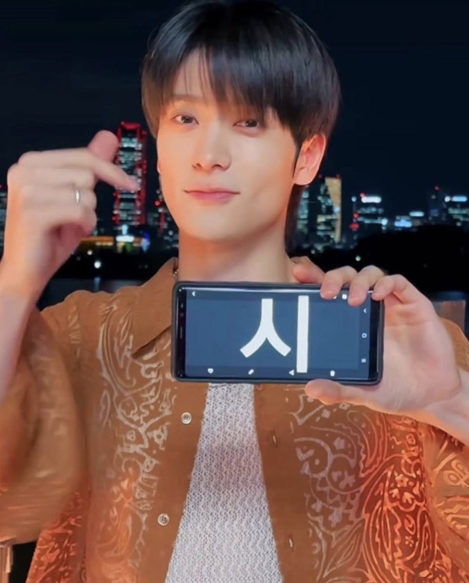 Neeoogotmybackk's tweet photo. 시험얼마안남은내기분이럼 https://t.co/zFGwVIUauE
