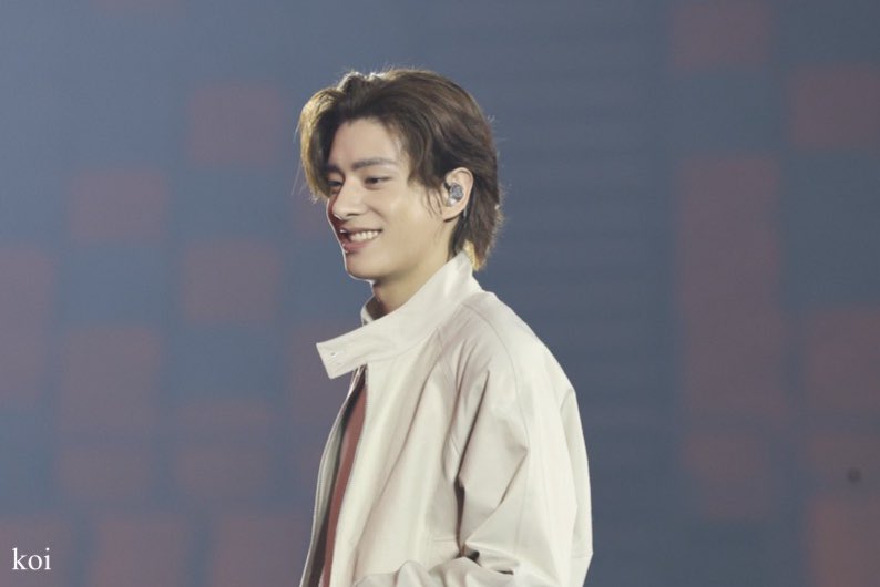 sleeptighting's tweet photo. pretty prince charming https://t.co/tvVMDRGty0