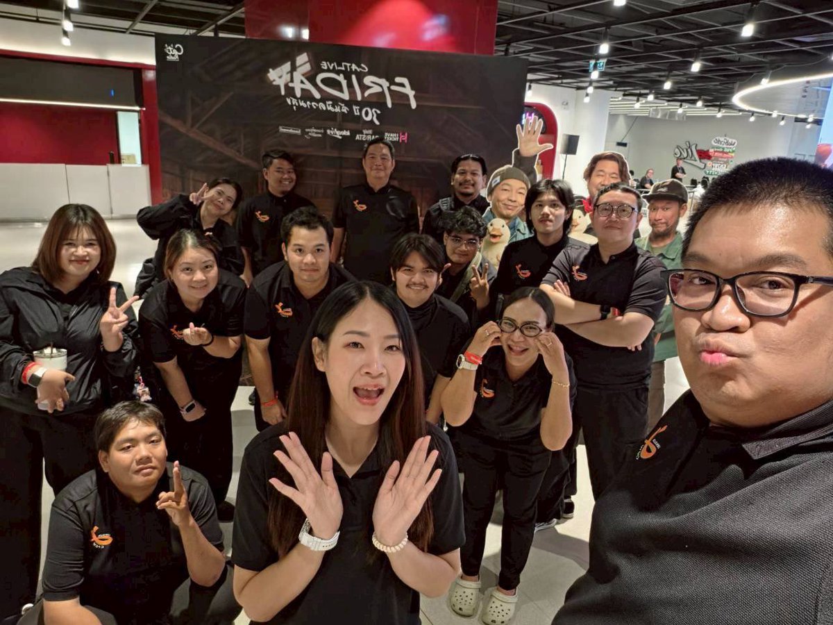JCrewStaffUsher's tweet photo. Job : CAT LIVE FRIDAY 30 ปี ฉันมีความสุข
Venue : IDEA LIVE, BRAVO BKK
Date : 27.06.2026
Client🙏🏻 Cat Radio

Thanks Team🧡 : Admin / Staff / Guard / Usher

#catlivefriday
#FRIDAY30ปีฉันมีความสุข
#Jcrewteam
#Jcrewfamily https://t.co/CRPX4pvAMf