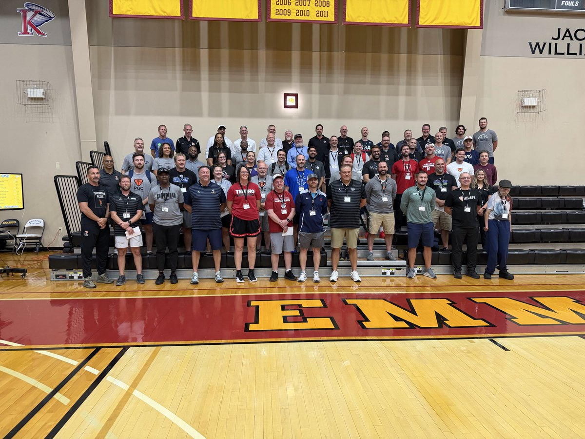 CoachSamAllen's tweet photo. Grateful for our @PGC_Coaching community

We had an amazing weekend of impact and connection 

S/O to @CoachTJRosene on opening his home to all the coaches https://t.co/7P9rHlhJQr