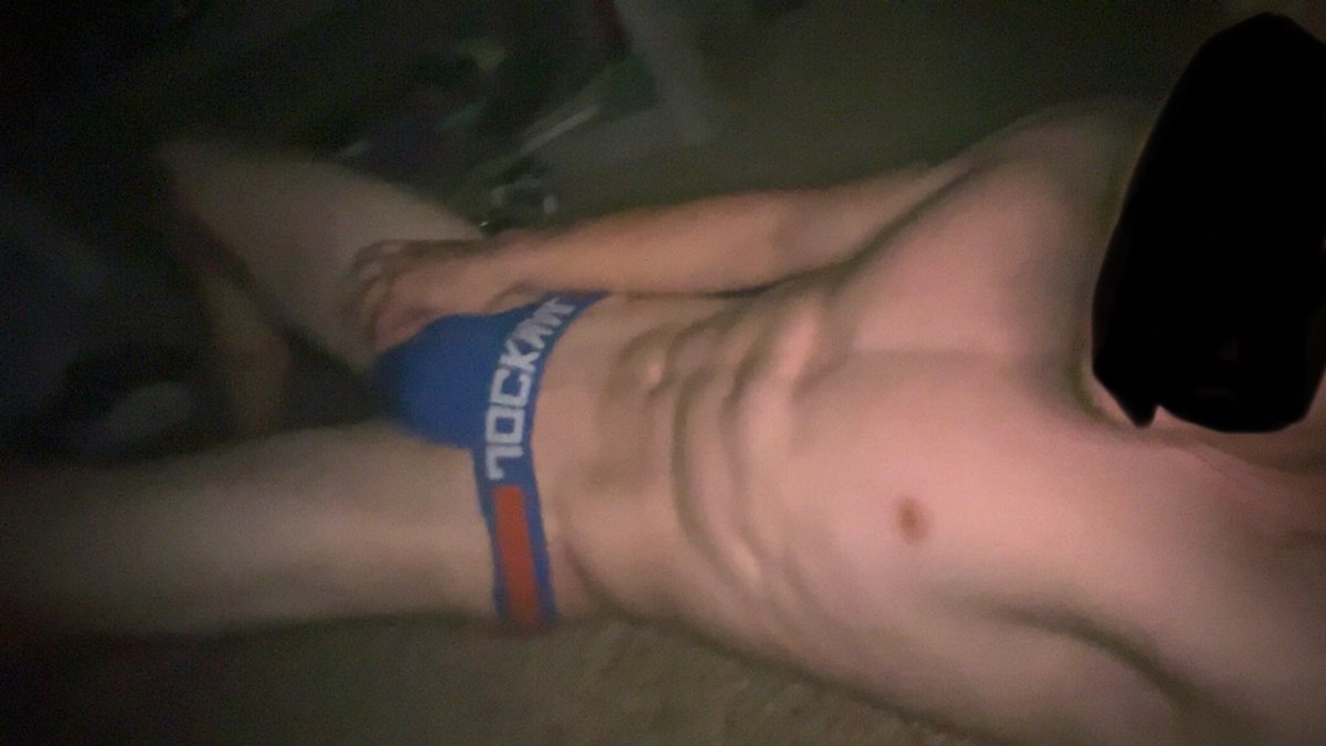 rowana267458445's tweet photo. Had some fun in this jockstrap today🤭#gay #jockstrap #hot #abs https://t.co/mIs3JTQ3SB