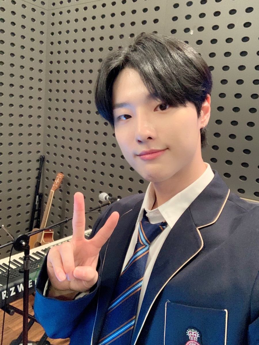 moodzic_dnwm's tweet photo. ㅅㅂ잠만 10월첫날 아침부터 너무 기쁜소식 https://t.co/QhGuQnzLaY