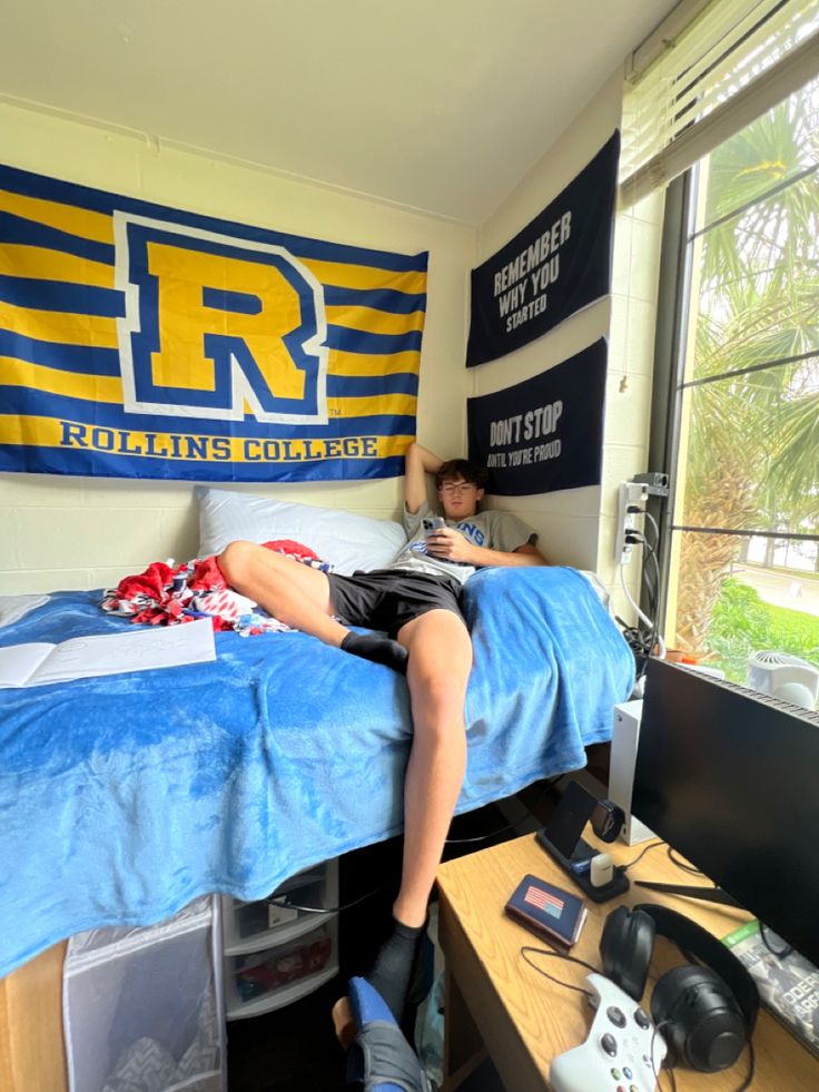 PathOf_Legacy's tweet photo. The college room you’ll remember long after graduation. https://t.co/5jJwvLiRtw