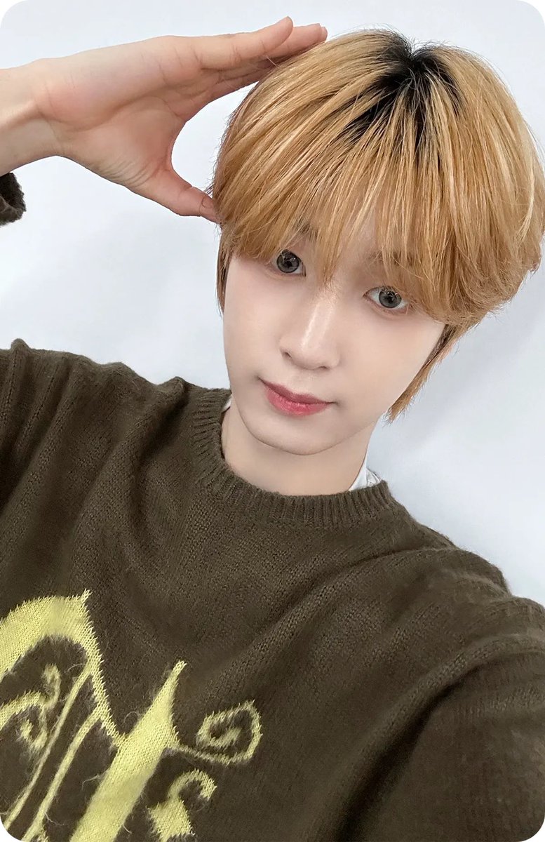 id111feed's tweet photo. Autumn Welcome Type Objekt

100z

#김도훈 #dohun
#이규혁 #kyuhyuk
#아이덴티티 #idntt https://t.co/K7OpnxiuvH