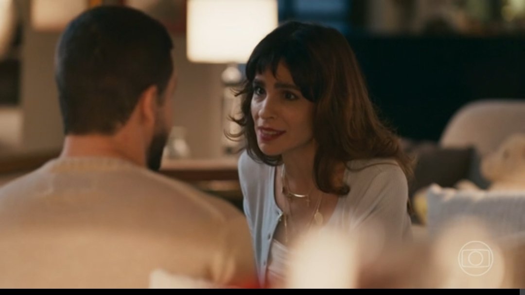 luanziie's tweet photo. como pode eu detestando esses dois a novela toda e agora tô achando eles uns queridos #quemamacuida https://t.co/YN54vhZqIX