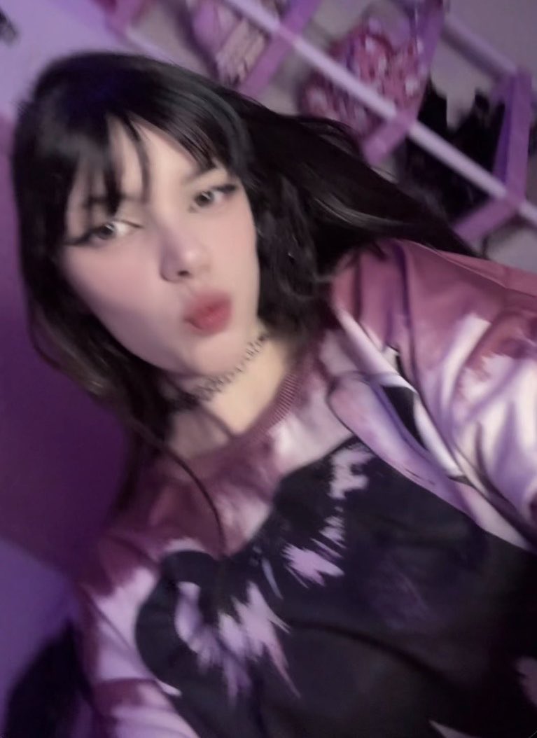 sinfulsasa2's tweet photo. 🫧🩷 https://t.co/SHzmN0gyA0
