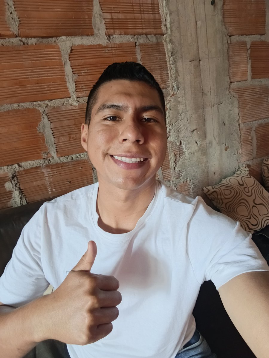 felipe_ort71063's tweet photo. Dejé Mi Tierra Argelia, Cauca para Trabajar por Muchos Sueños que Tengo 🙏🏻 con la Bendición de Dios Tarde o Temprano se que los Voy a Lograr 🙏🏻 Cada día doy lo Mejor de mi 💪🏻 Dios mío ayúdame cada Día, nunca me dejes sólo que sin tí no puedo 🙏🏻 gracias todos mis Familiares Amig@s https://t.co/Ipwl1zK00G