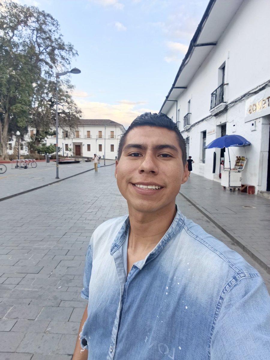 felipe_ort71063's tweet photo. Dejé Mi Tierra Argelia, Cauca para Trabajar por Muchos Sueños que Tengo 🙏🏻 con la Bendición de Dios Tarde o Temprano se que los Voy a Lograr 🙏🏻 Cada día doy lo Mejor de mi 💪🏻 Dios mío ayúdame cada Día, nunca me dejes sólo que sin tí no puedo 🙏🏻 gracias todos mis Familiares Amig@s https://t.co/IMHO02F2AT