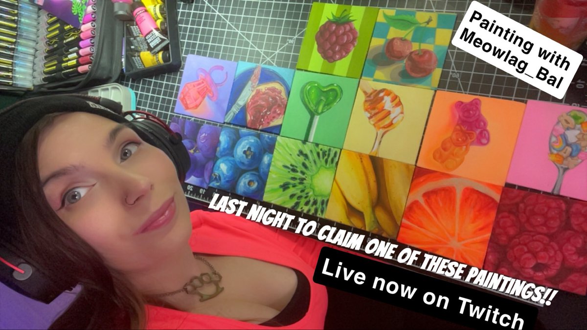 DaniiStreams's tweet photo. Painting 🎨💕 https://t.co/81h62o4MAn