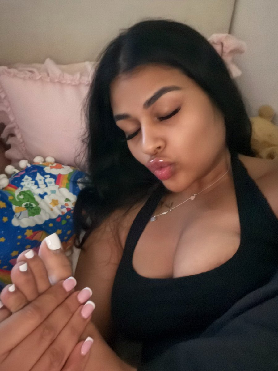 princessplutobb's tweet photo. i’m hotter than your wife 🤭 https://t.co/u5QEaXvmjn