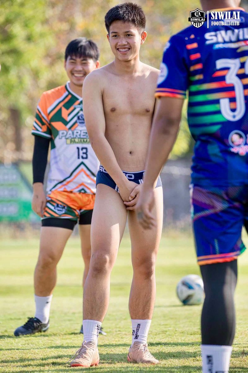 rak_sports's tweet photo. เชียร์ทีมนี้น่ะ https://t.co/saQLe9dPjA