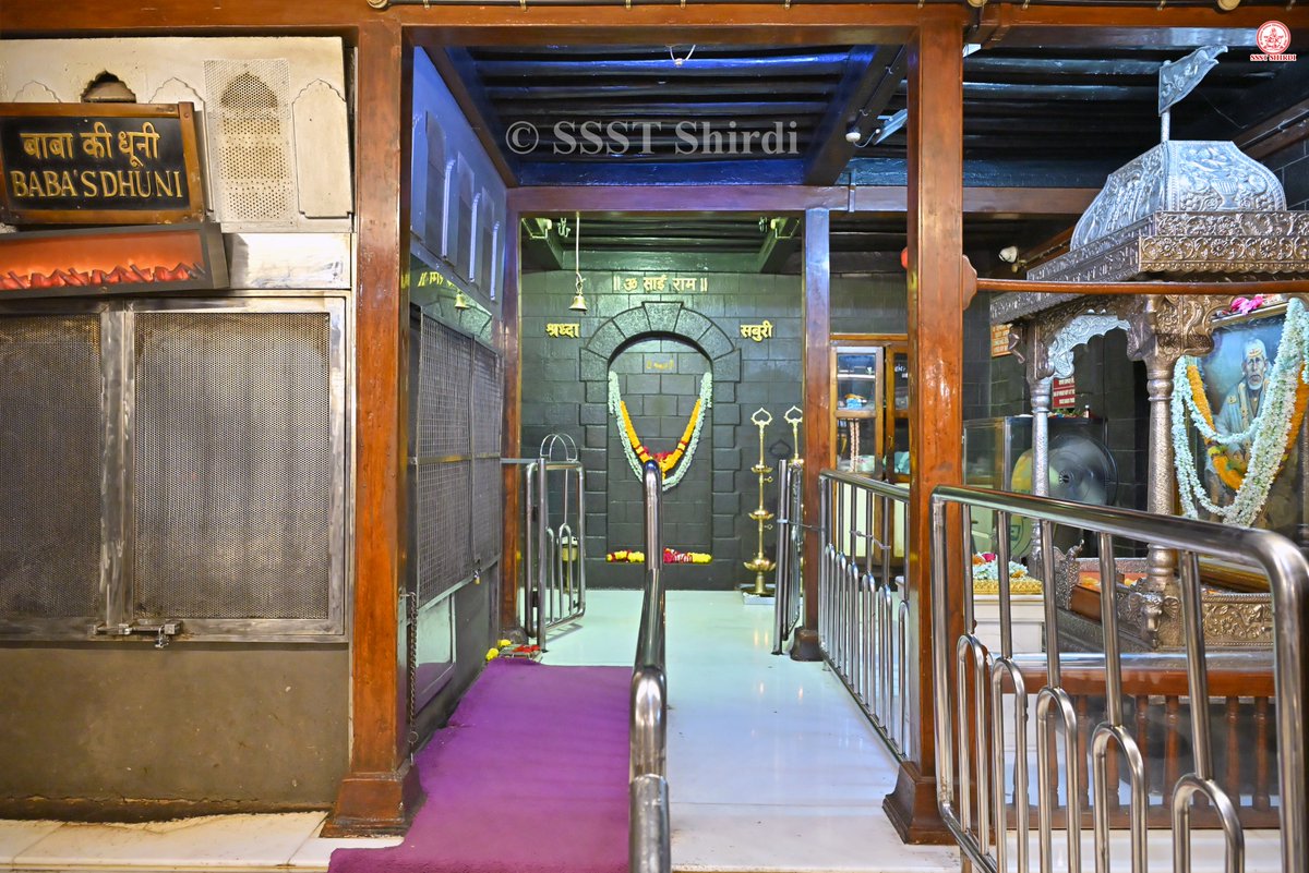 SSSTShirdi's tweet photo. *!! ॐ साई राम !!*
*श्री साईबाबा संस्थान विश्वस्त व्यवस्था,शिर्डी*
*!! ॐ Sai Ram !!*
*Shri Saibaba Sansthan Trust, Shirdi*
≈≈≈≈≈≈≈≈≈≈≈≈≈≈≈≈≈ 
*आरती :-शिर्डी माझे पंढरपुर*
*गुरुवार २४ सप्टेंबर २०२६*  
*Aarti :-Shirdi Majhe Pandharpur*
*Thursday 24 September 2026* https://t.co/rcQ7JIyaXo