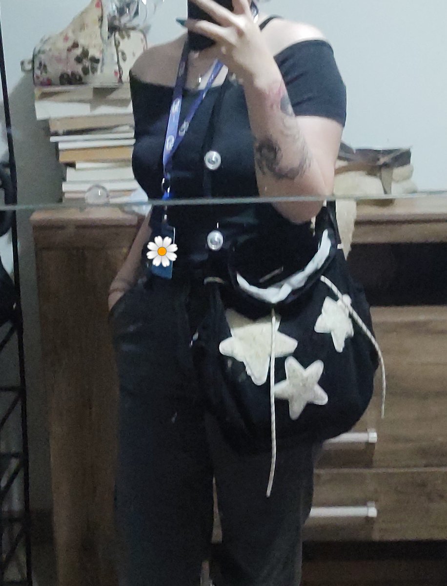 bachiuma_'s tweet photo. Oi gente vo trabalhar https://t.co/Ax4cbztINb