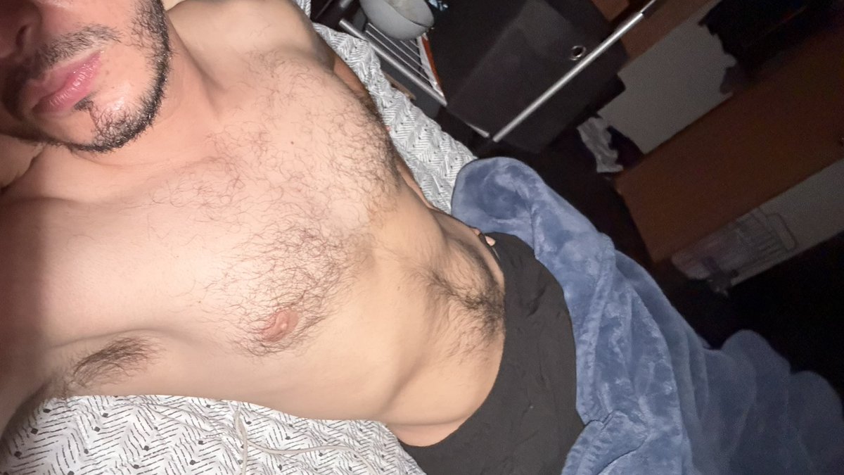 adanher385's tweet photo. Noches ✨😏
 #gym  #fypシ゚viral  #destacar https://t.co/mRpCVpsJEb