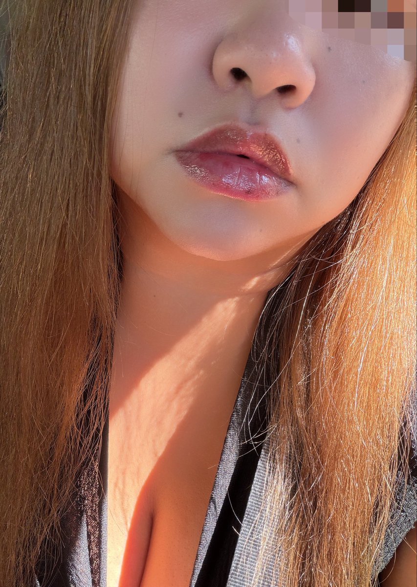 knt_mea's tweet photo. いってきまぁ♡♡
鼻の穴が😂😂 https://t.co/YgPTbkcGD8