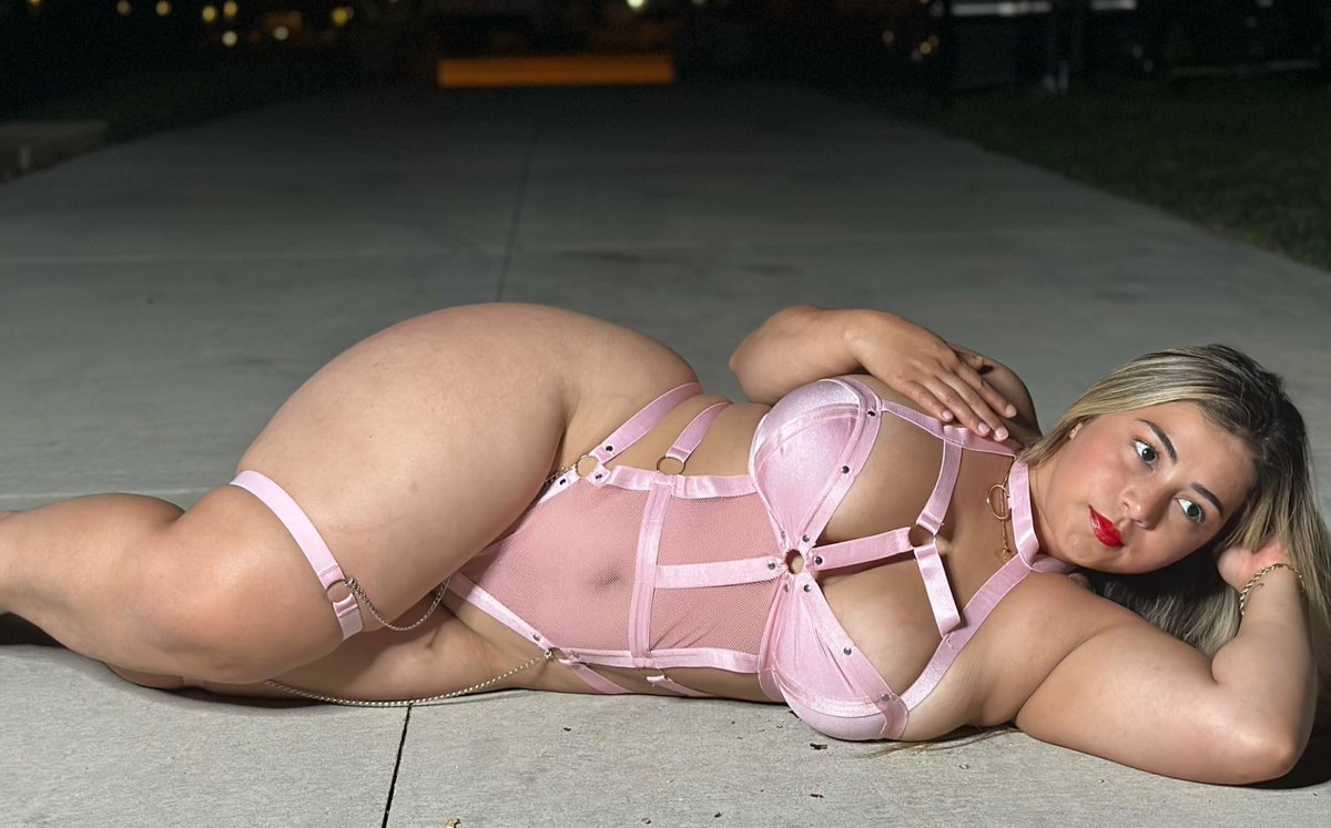 Abrahammiza29's tweet photo. Quien la conoce 😘😍🤪 https://t.co/vA914fT3dq