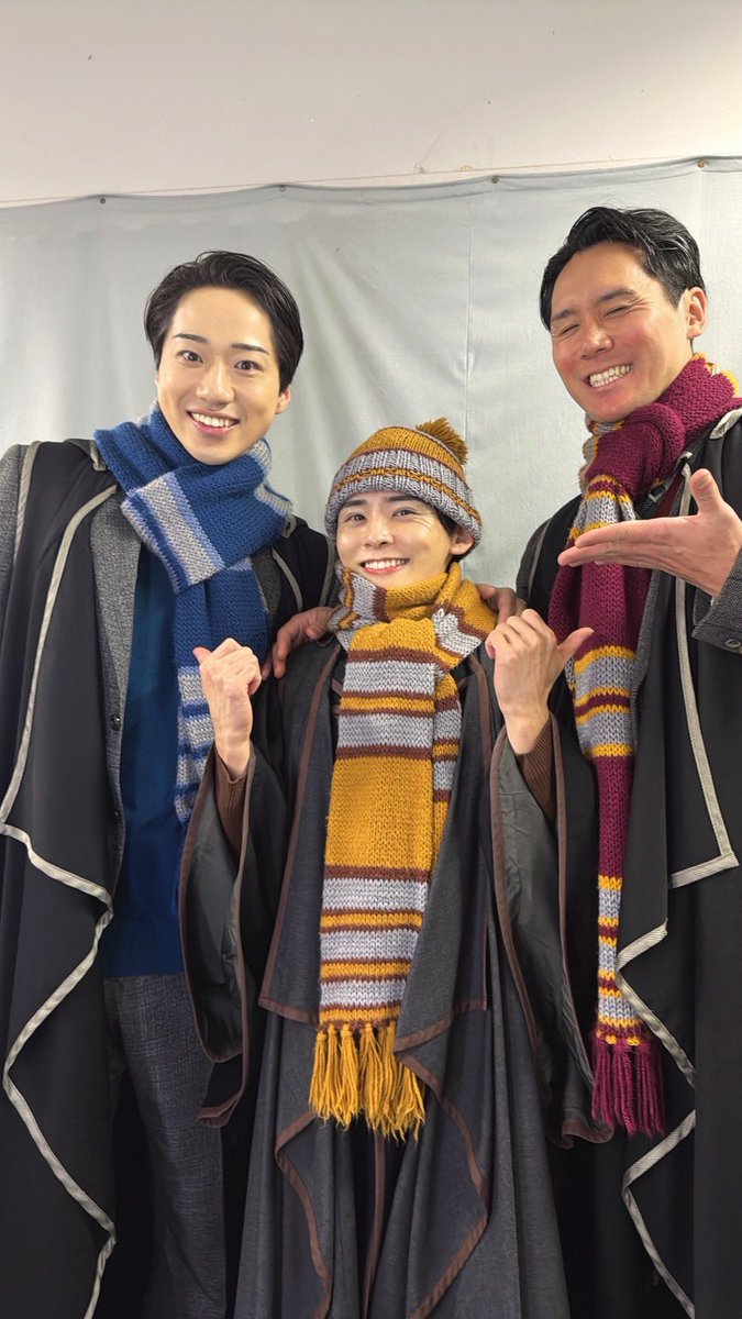 kentaactor's tweet photo. みんな✨
おはよう☀️

久しぶりに晴れましたね。
いやぁーやっぱり太陽は気持ちいい。
自転車も凄く爽快でした。
最近気分が沈みがちだけど、少し気持ちが明るくるよね。
さぁ今日もやりますか、いややりましょう。

魔法の世界へ🪄289st
#ハリポタ舞台
#呪いの子 https://t.co/2d9IFxlEPW