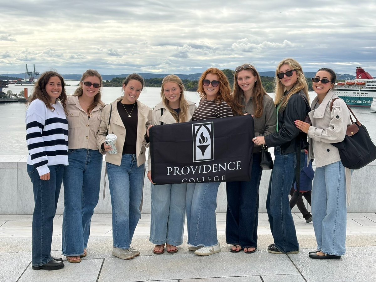 ProvidenceCol's tweet photo. ✈️🇳🇴 One weekend in Norway, eight Friar friends, and plenty of views to remember. 🫶 

A glimpse at the adventures waiting beyond Friartown for our students studying abroad. 🌎 https://t.co/zidf2KOI32