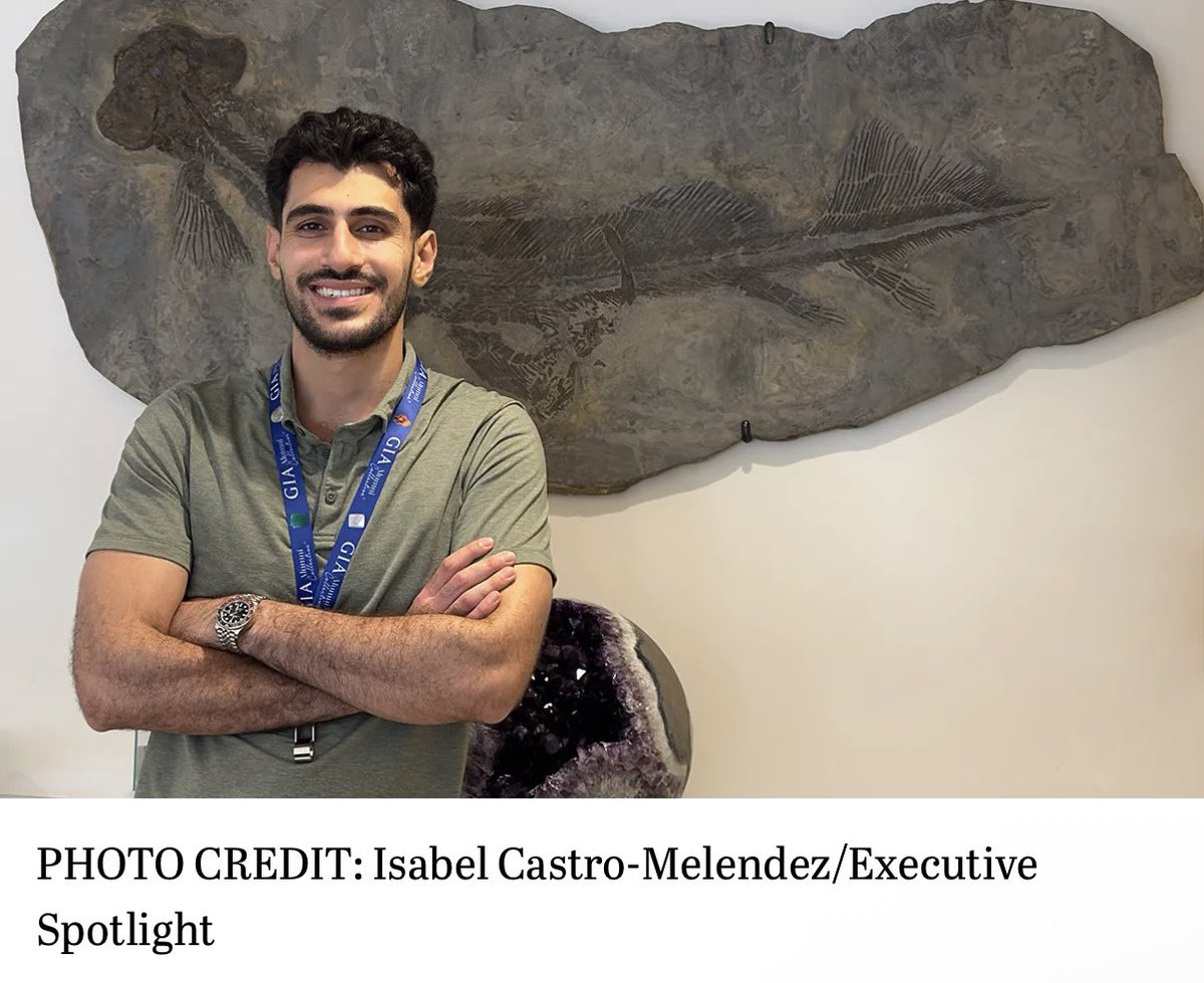 DangerousDeb's tweet photo. Mohammad “Mo” Khalaf is carrying his family business into its 5th generation with Mo Money, a new venture buying and selling gold, fine jewelry, gems, coins, silver and luxury watches. Read Vegas Business @LVRJ.

https://t.co/QJM0KI35MC

#VegasBusiness #LasVegas #MoMoney https://t.co/t1LzIn2eUV