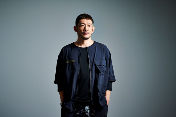 livedoornews's tweet photo. 【発表】BRAHMAN・TOSHI-LOW、大腸がんの診断受け2公演を出演見合わせ
https://t.co/odurdnslIu

公式サイトで「『S状結腸がん（大腸がん）』との診断を受けました」と報告。「根治を目指して近日中に切除手術を行う」と伝え、2つのライブイベントへの出演見合わせを発表した。 https://t.co/MhMgtPYQ83