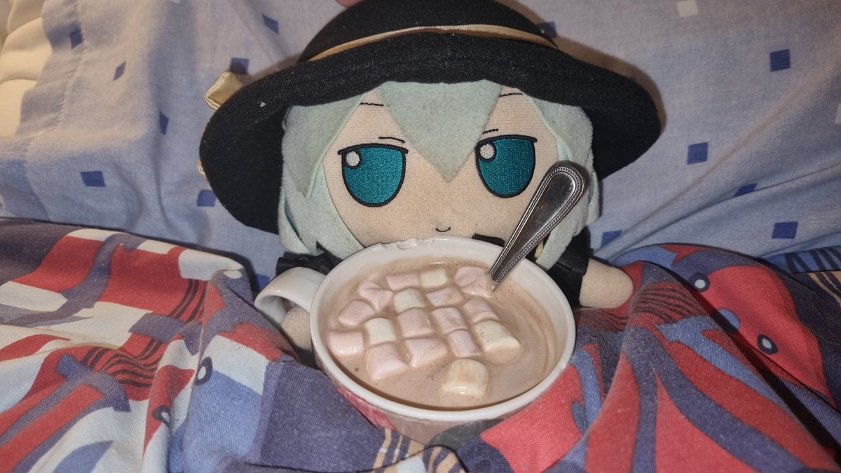 HmsHood473508's tweet photo. The days are getting shorter... the nights are getting cooler... its time to start getting cozy! https://t.co/mxb7M5X4wQ