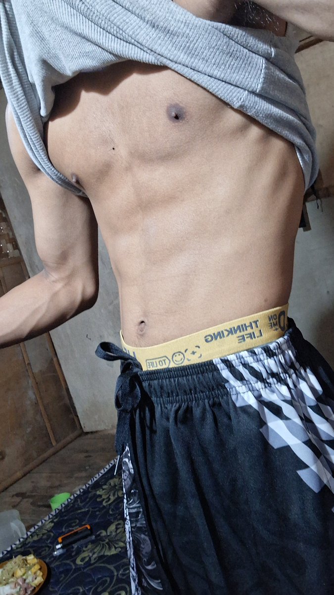 ZEEVANNN's tweet photo. Kalau badan bagus pasti udh banyak yg suka🫠 https://t.co/DY66LZSbw6