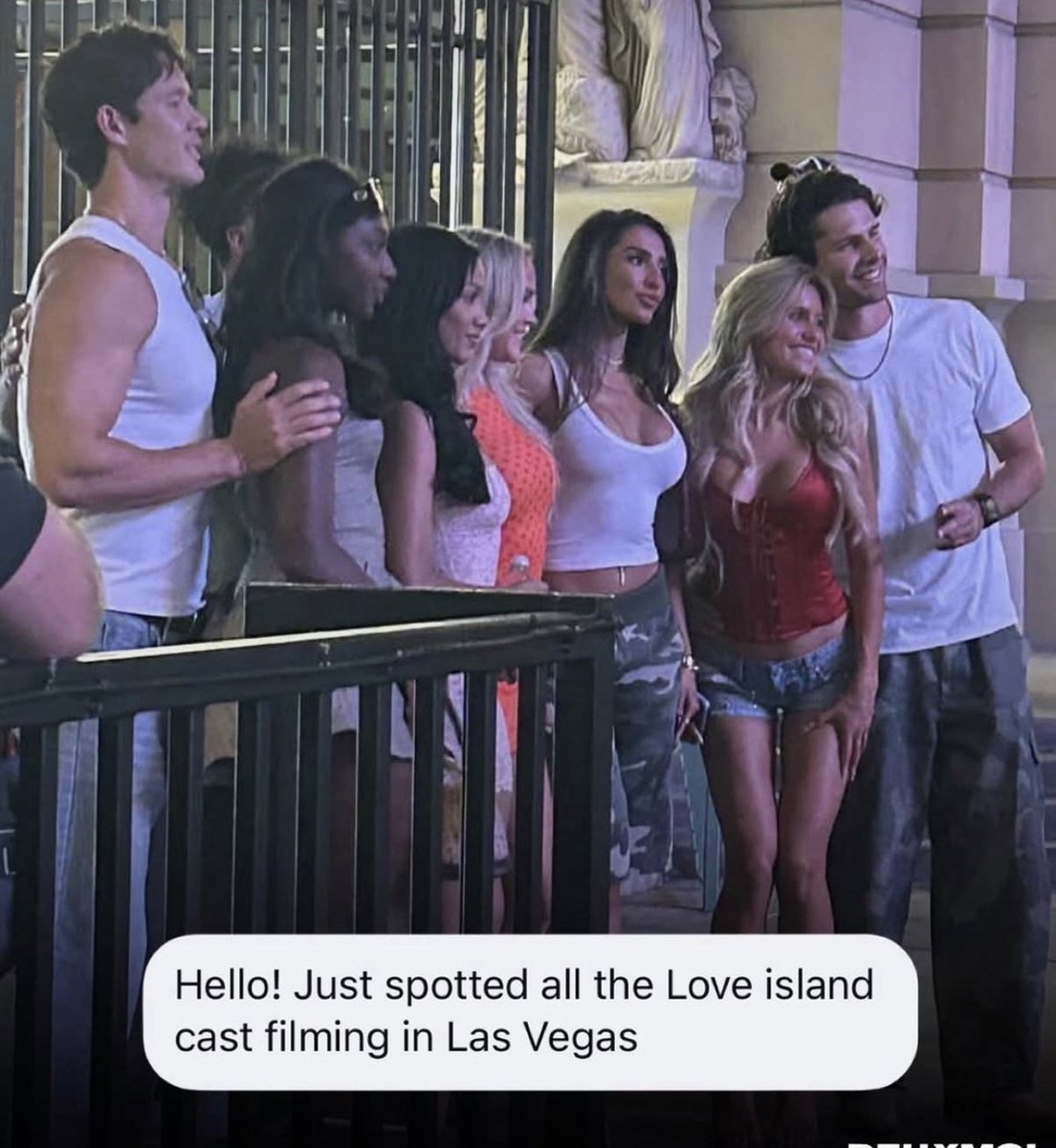 AniyaCore's tweet photo. Aniya and Carl spotted 👀 https://t.co/aXzRBXsHQK