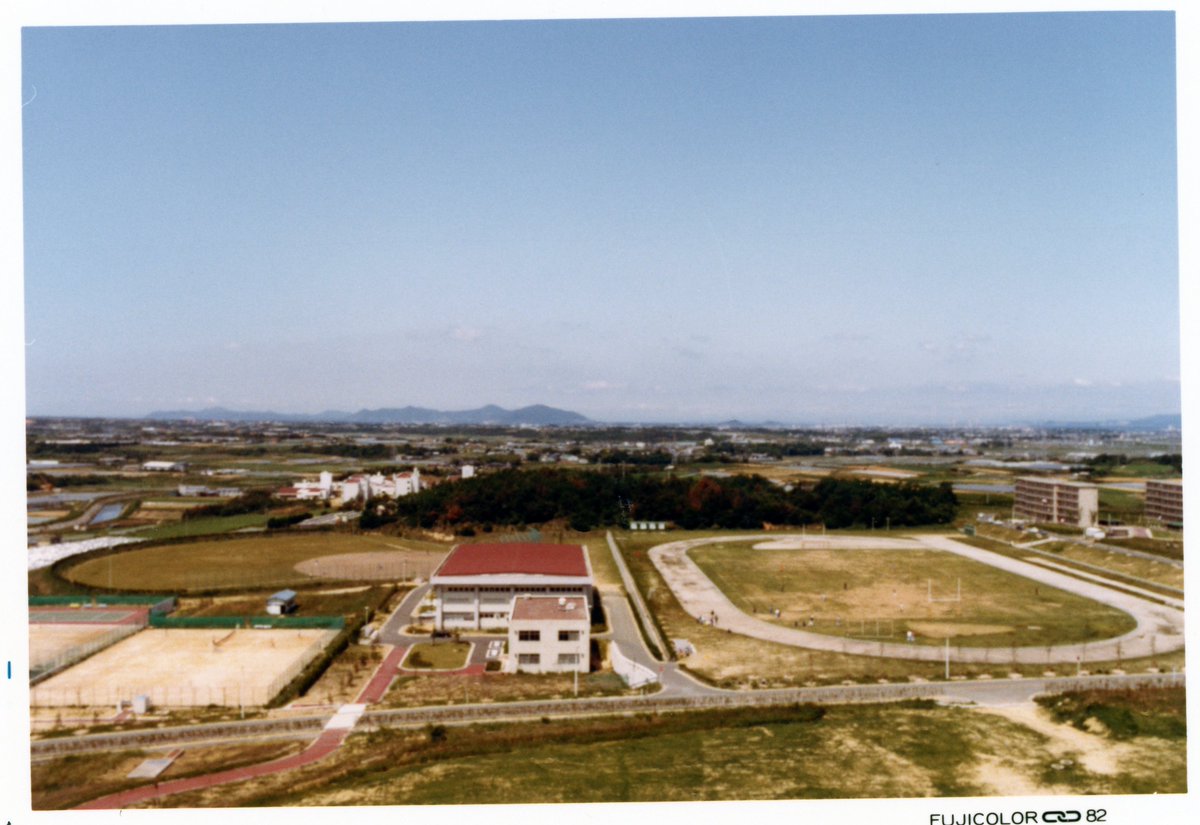 Toyohashi_Tech's tweet photo. 本日、2026年10月1日、豊橋技術科学大学は開学50周年の大きな節目を迎えました。
これまでの50年を共に歩んでくださった皆さまへ、心より深く感謝申し上げます。 https://t.co/3qnLpGGs1S