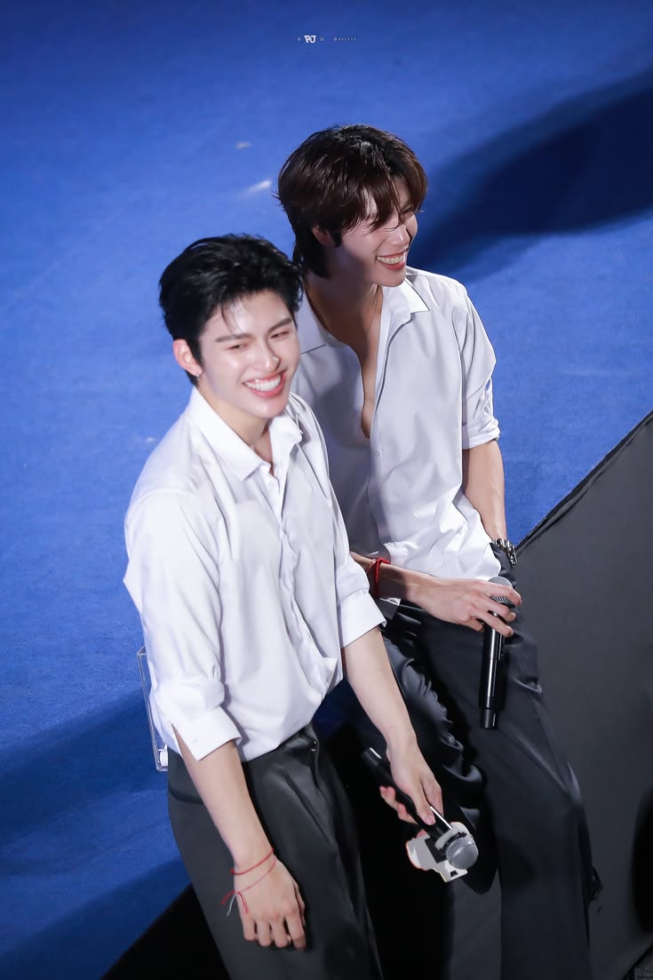 Bakuppw's tweet photo. the dad energy in these pics was actually insane 😭 https://t.co/LWdA4kWgUo