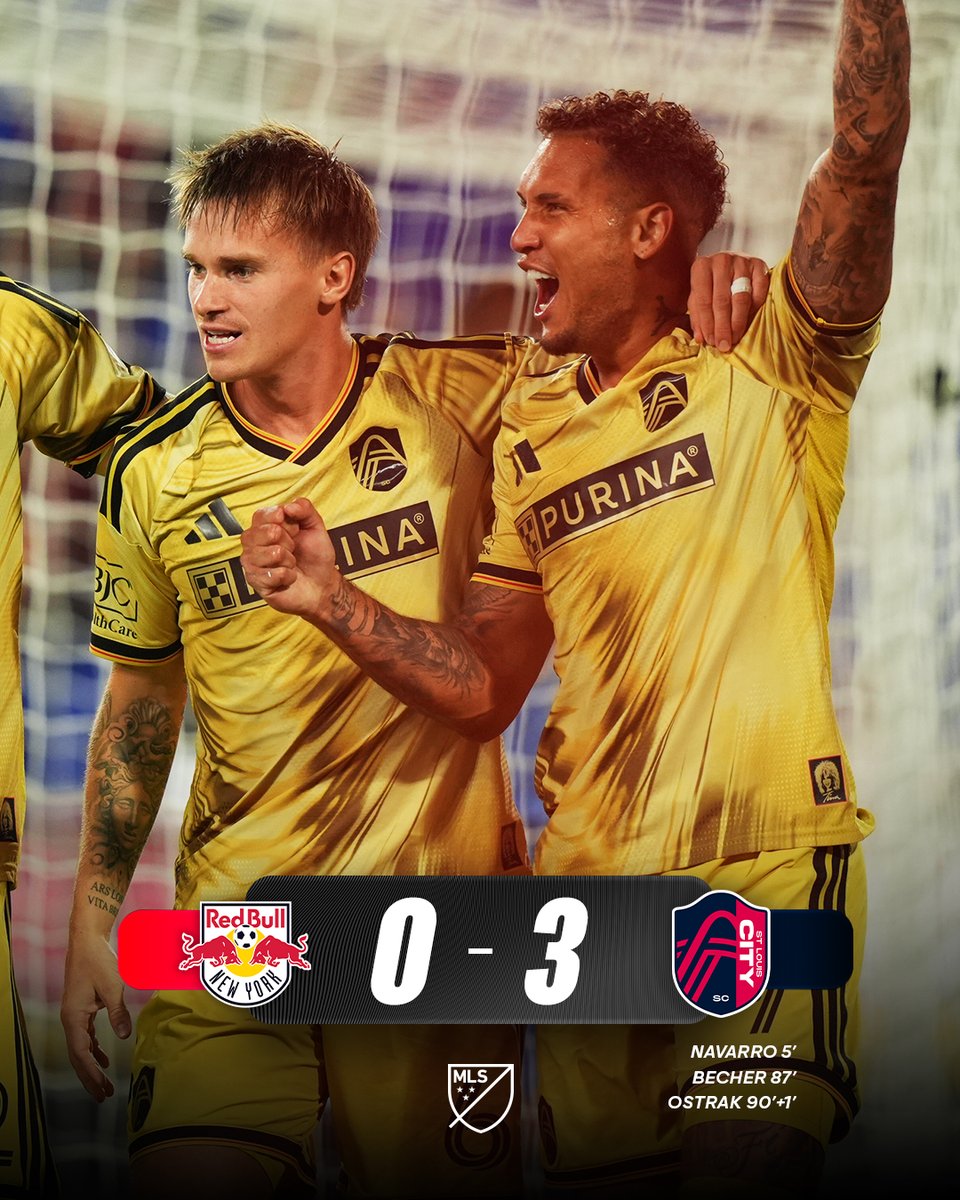 Three goals and three points for @​stlCITYsc ✨ 
 [📷](https://pbs.twimg.com/media/HTgjddpXYAA2FNf.jpg) https://pbs.twimg.com/media/HTgjddpXYAA2FNf.jpg https://p