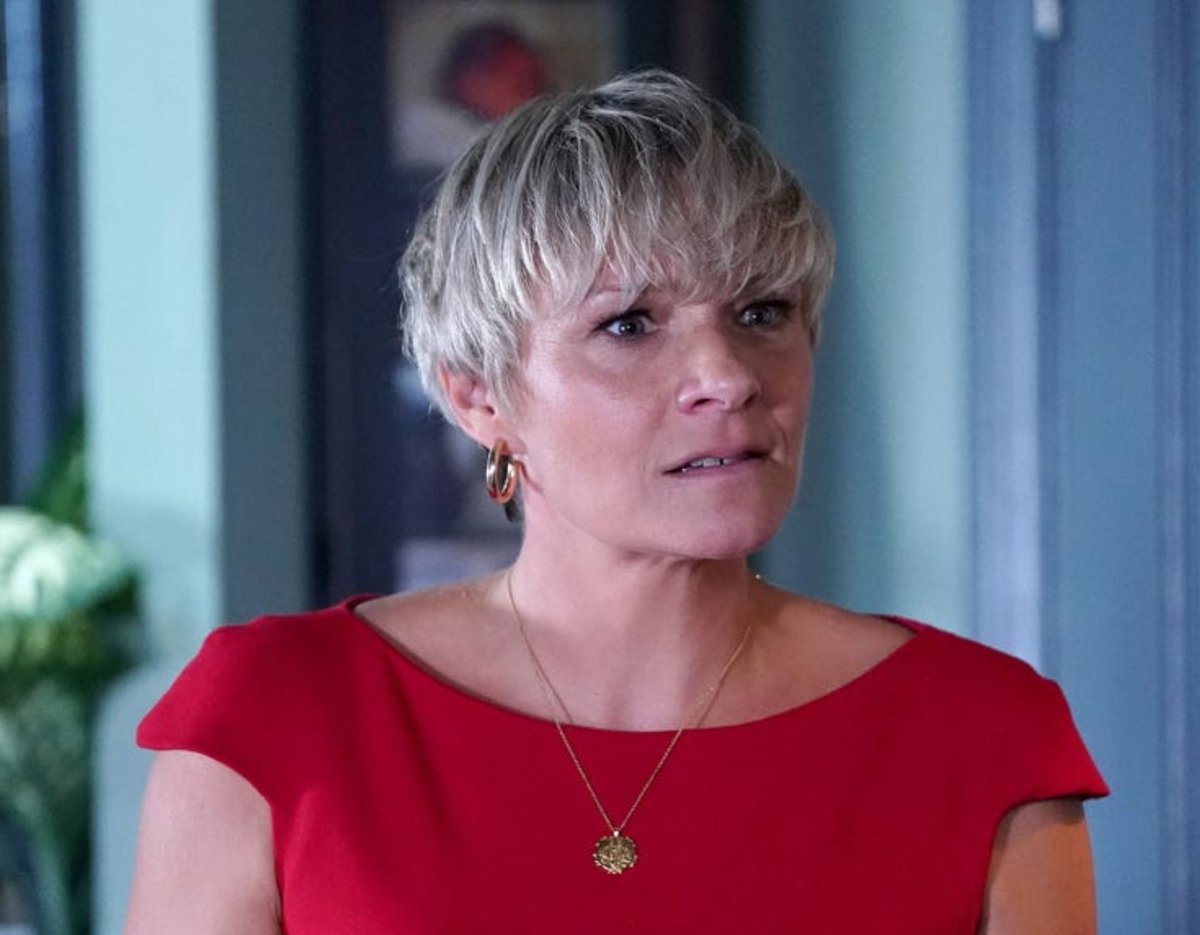 lasagneinmyshoe's tweet photo. I've figured out Nicolas big secret and it's that Ryder's her biological  father #Eastenders https://t.co/6YwDJvEkCA