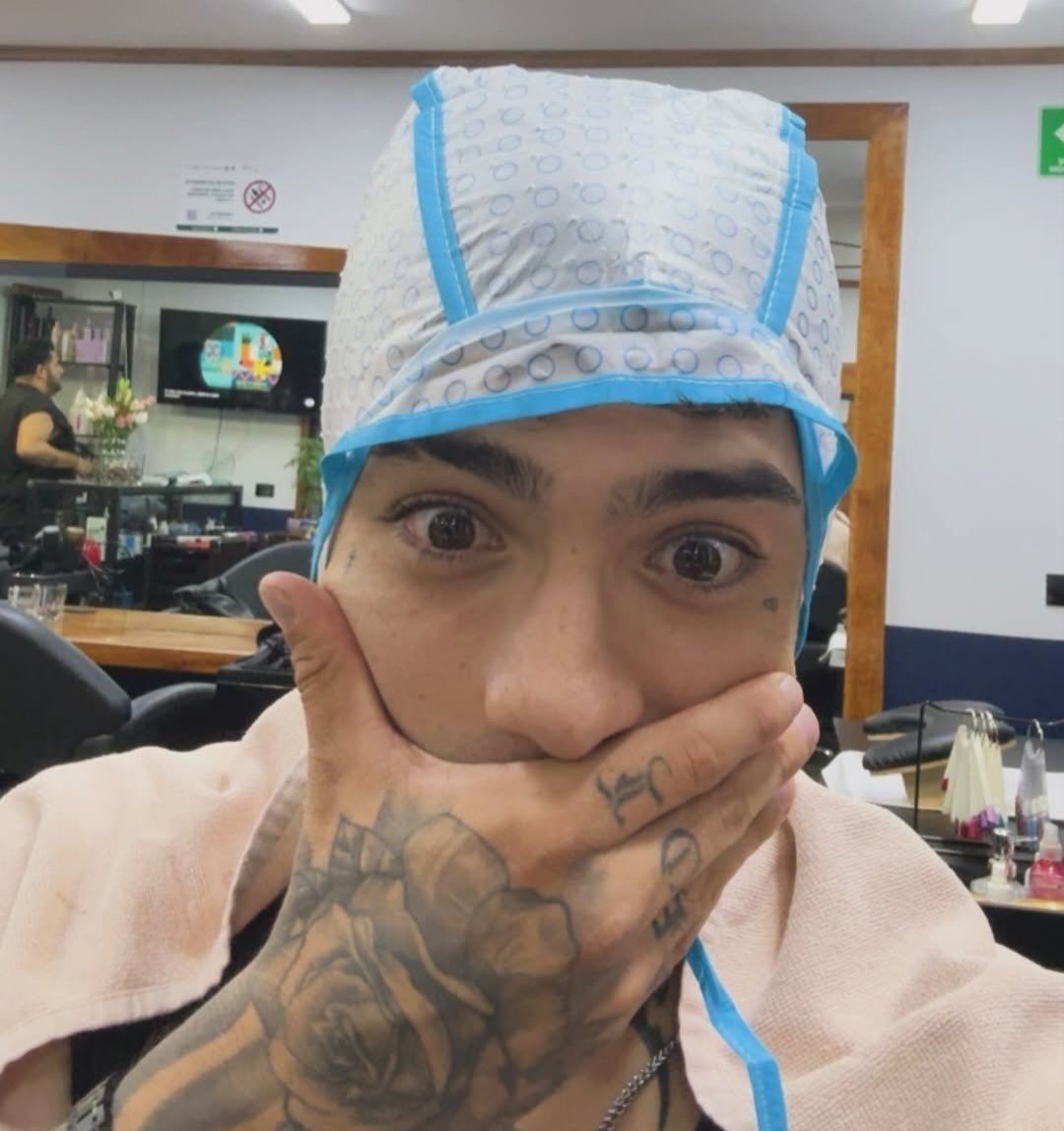 Fabiolaroman47's tweet photo. @KariHidj Si estuvimos cuando se daño la vida con este cambio de look, que les hace pensar que nos vamos a ir en este momento más firmes que nunca gente.

#NaimNoEstaSolo https://t.co/OCTW6v3Cq2
