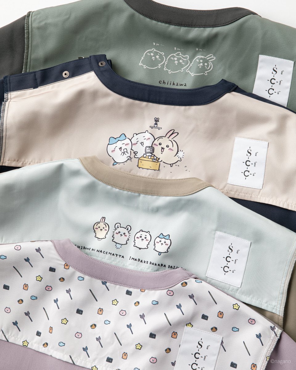 Classicolabcoat's tweet photo. 【 本日発売 】
クラシコ「ちいかわ」コレクションが登場！

「ちいかわ」の世界観を、
医療現場になじむスクラブに。

色数を抑えた上品な4色に、
刺繍や背裏のモチーフをさりげなく忍ばせています。

ちいかわたちと一緒に、
今日を乗り越える医療スクラブです。

▶︎スクラブはこちら
https://t.co/Gkei6YK1TV

#ちいかわ
#スクラブ